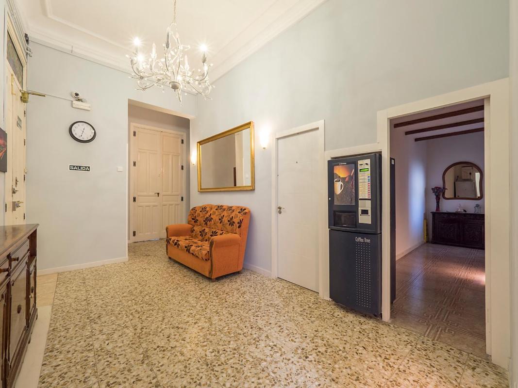 Pension Apolo XI Madrid Extérieur photo